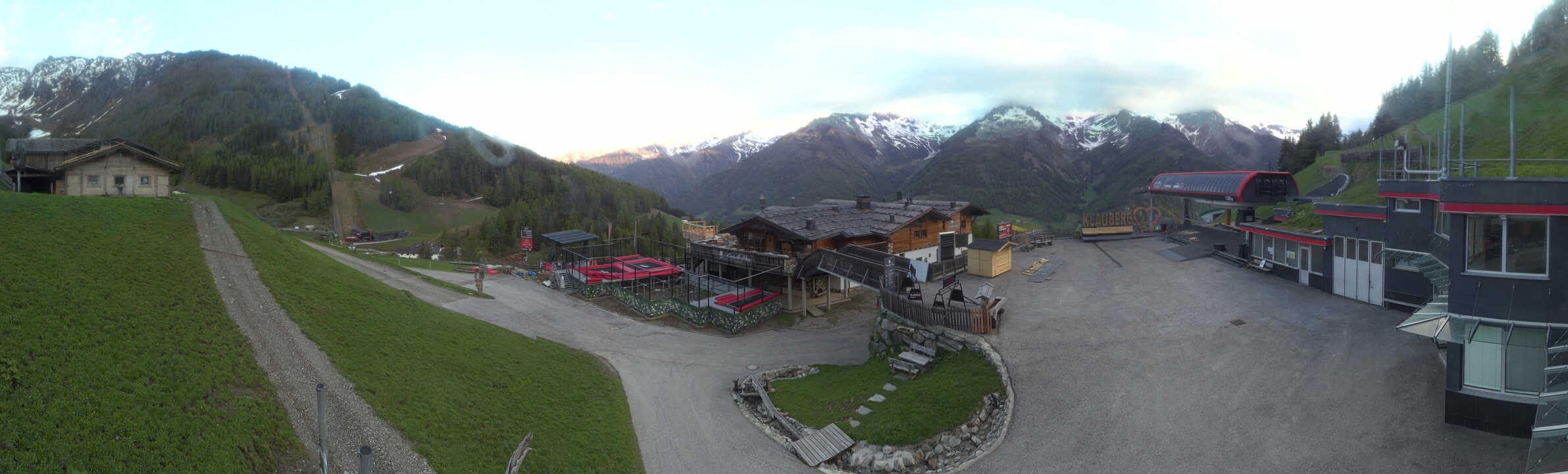 Archiv Foto Webcam Klausberg - Blick auf Kristallalm im Ahrntal (Südtirol)