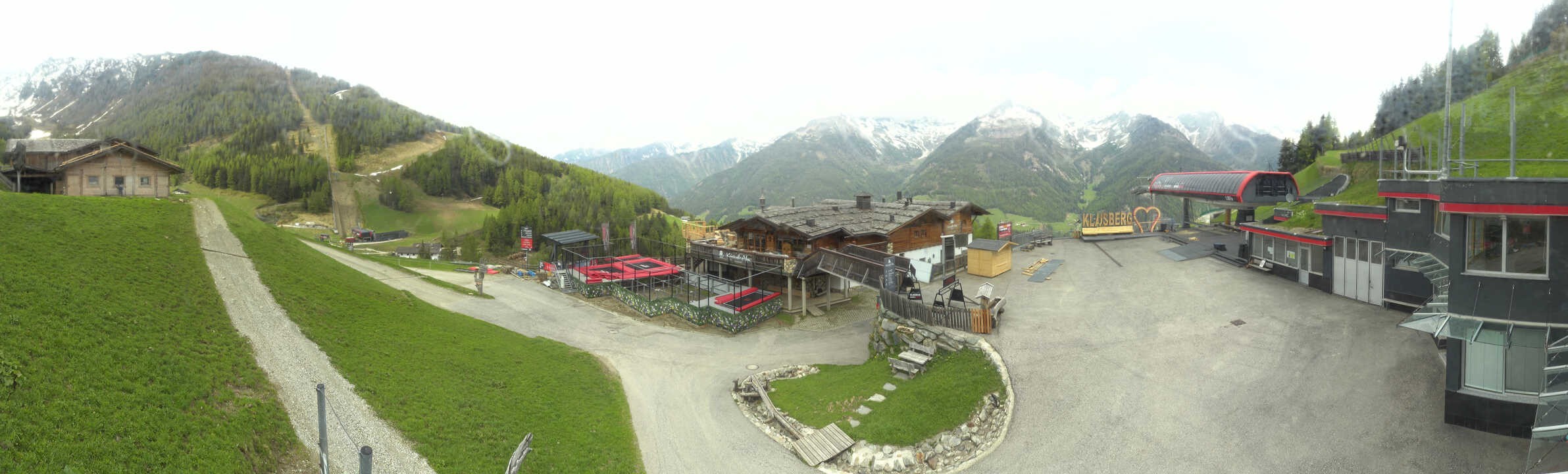 Archived image Webcam Klausberg - mountain restaurant Kristallalm in Ahrn Valley (South Tyrol)