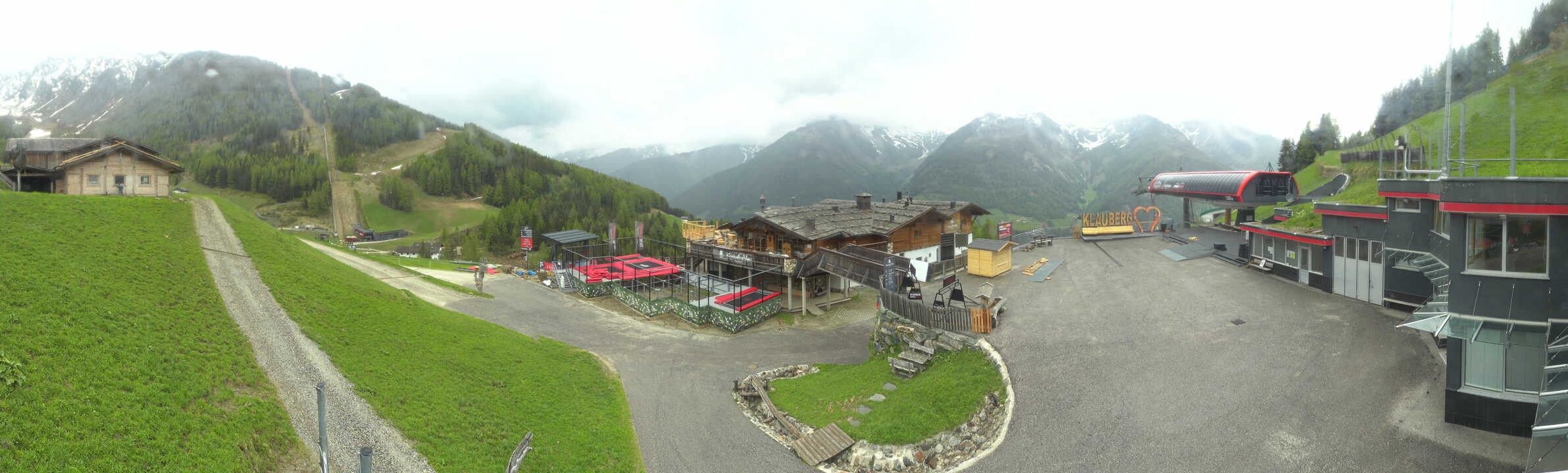 Archived image Webcam Klausberg - mountain restaurant Kristallalm in Ahrn Valley (South Tyrol)