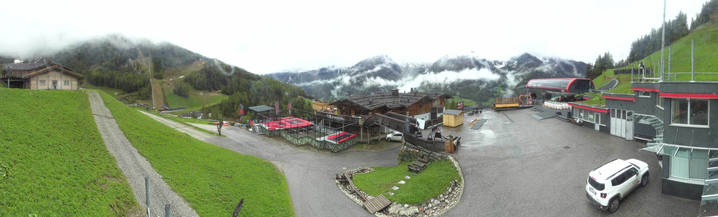 Archived image Webcam Klausberg - mountain restaurant Kristallalm in Ahrn Valley (South Tyrol)