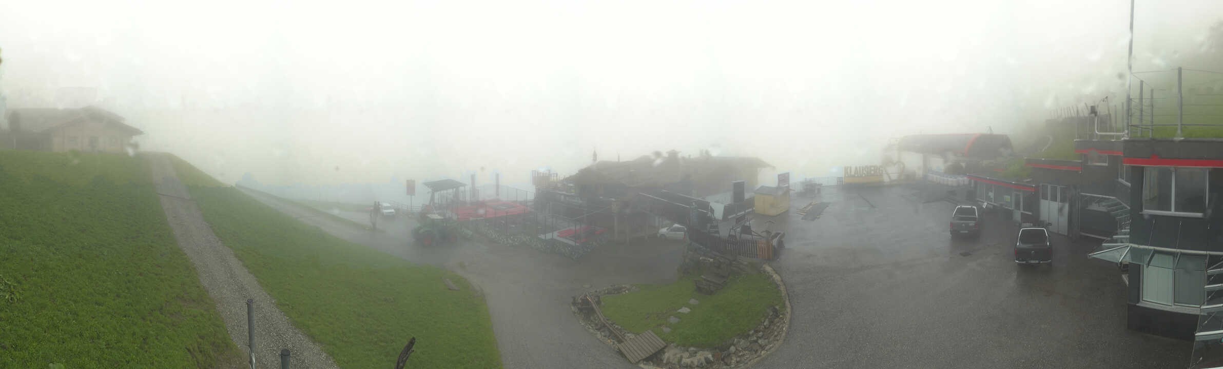 Archived image Webcam Klausberg - mountain restaurant Kristallalm in Ahrn Valley (South Tyrol)