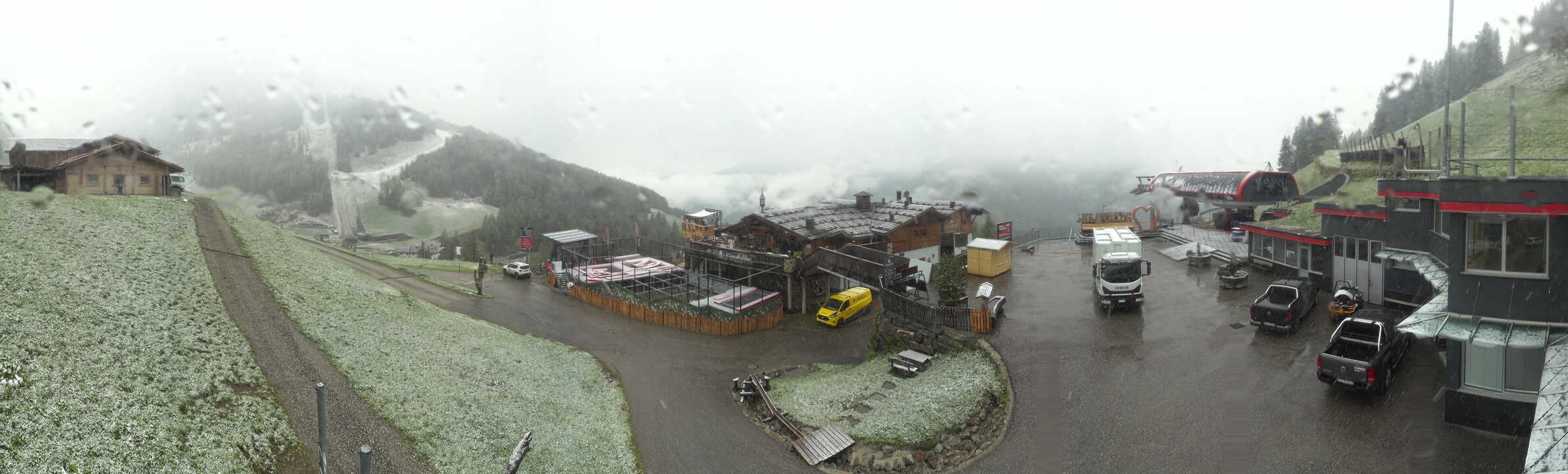 Archiv Foto Webcam Klausberg - Blick auf Kristallalm im Ahrntal (Südtirol)