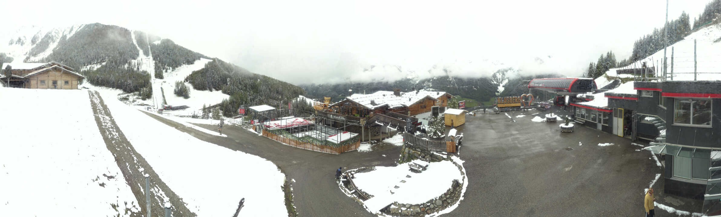 Archived image Webcam Klausberg - mountain restaurant Kristallalm in Ahrn Valley (South Tyrol)