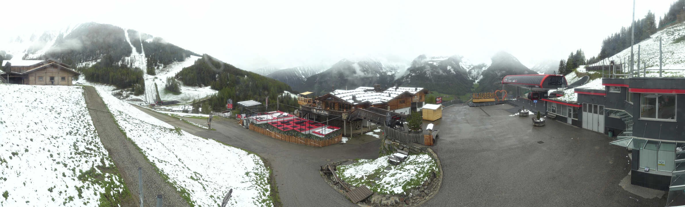 Archived image Webcam Klausberg - mountain restaurant Kristallalm in Ahrn Valley (South Tyrol)