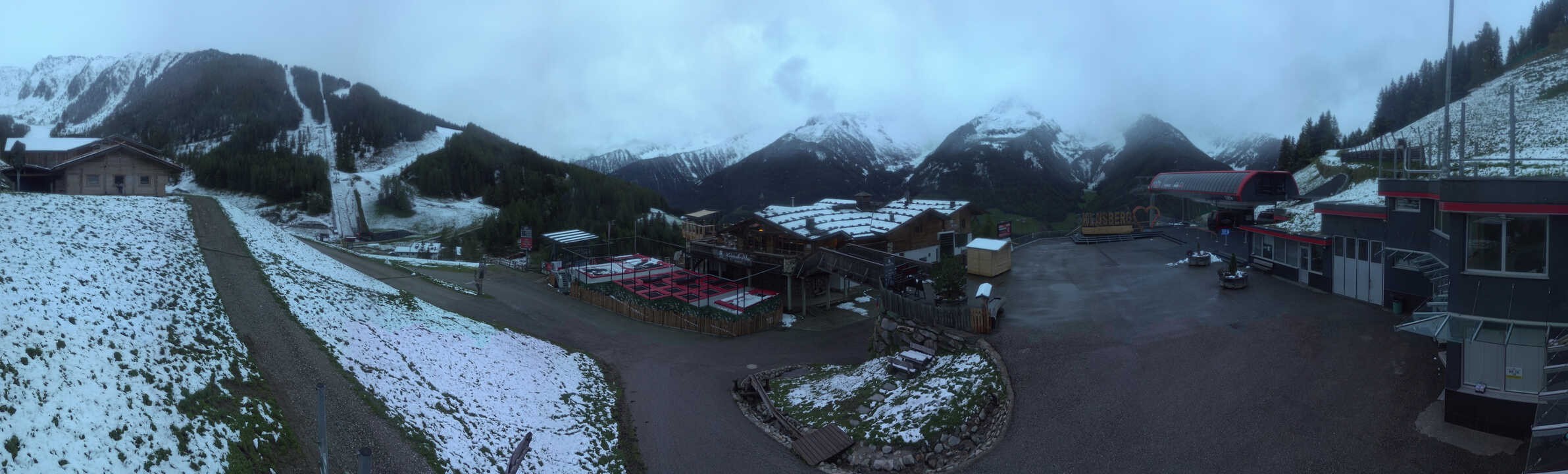 Archived image Webcam Klausberg - mountain restaurant Kristallalm in Ahrn Valley (South Tyrol)