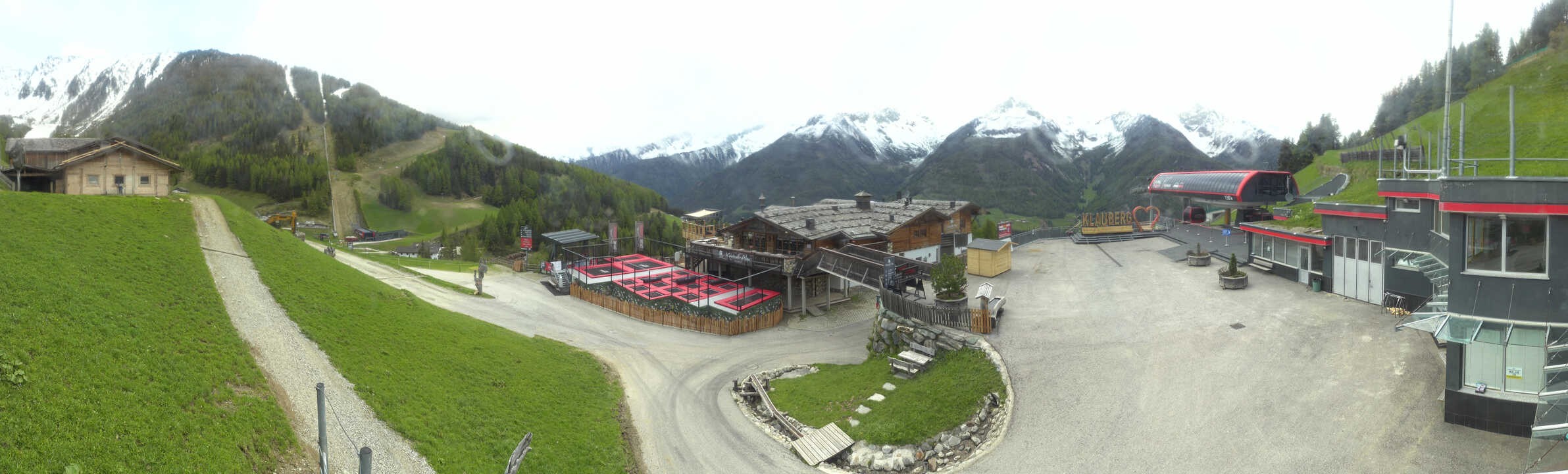 Archived image Webcam Klausberg - mountain restaurant Kristallalm in Ahrn Valley (South Tyrol)