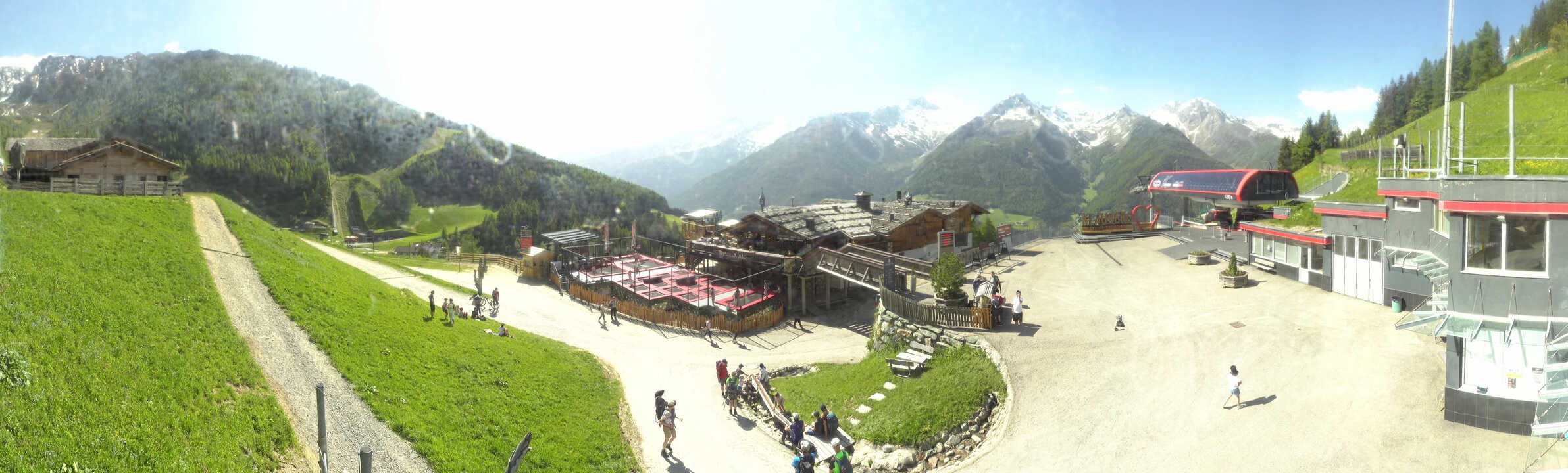 Archived image Webcam Klausberg - mountain restaurant Kristallalm in Ahrn Valley (South Tyrol)