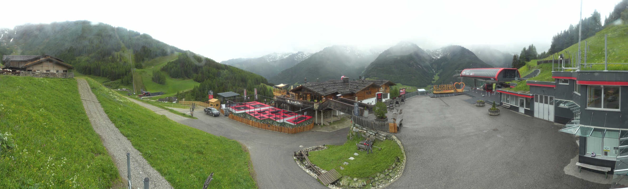 Archived image Webcam Klausberg - mountain restaurant Kristallalm in Ahrn Valley (South Tyrol)