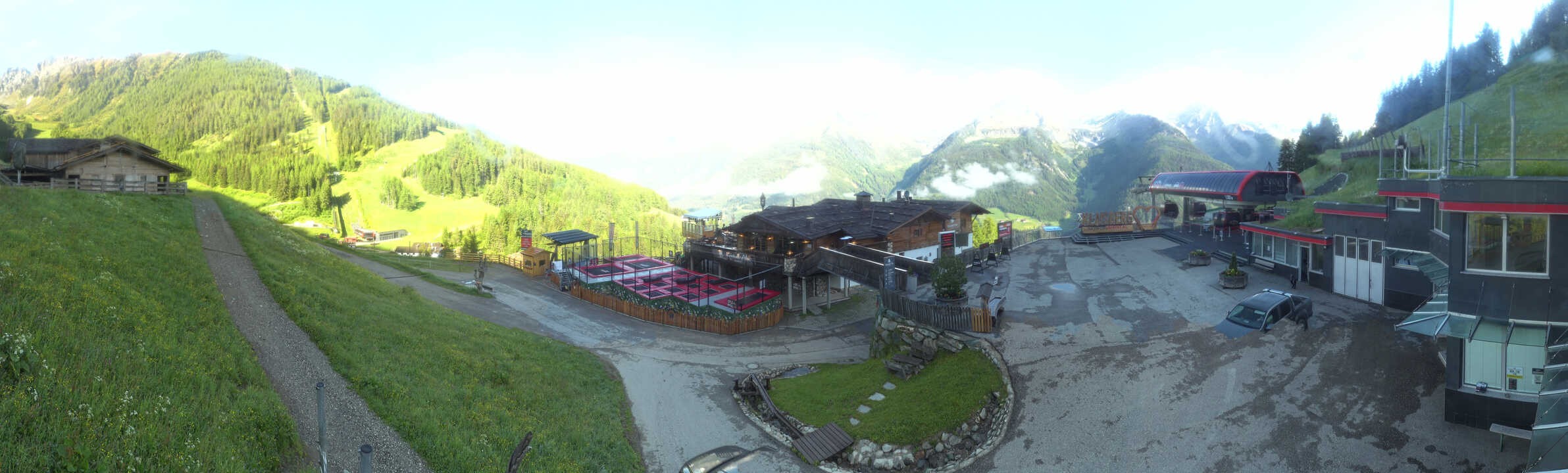 Archived image Webcam Klausberg - mountain restaurant Kristallalm in Ahrn Valley (South Tyrol)