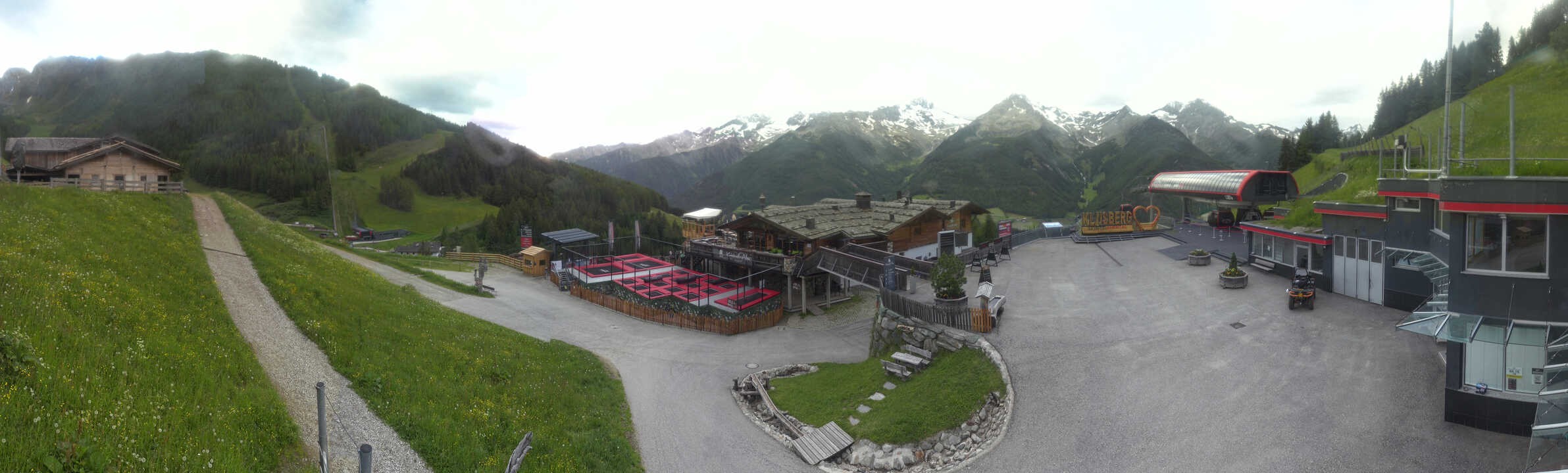 Archived image Webcam Klausberg - mountain restaurant Kristallalm in Ahrn Valley (South Tyrol)