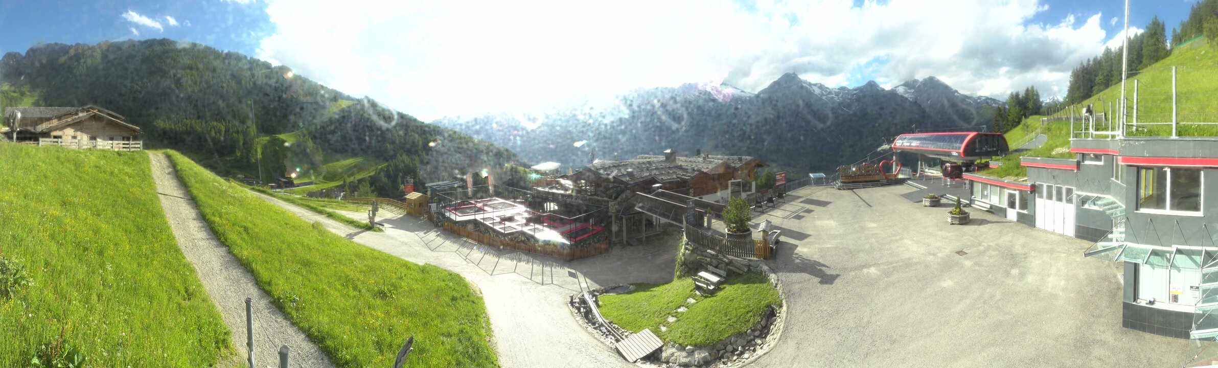 Archived image Webcam Klausberg - mountain restaurant Kristallalm in Ahrn Valley (South Tyrol)