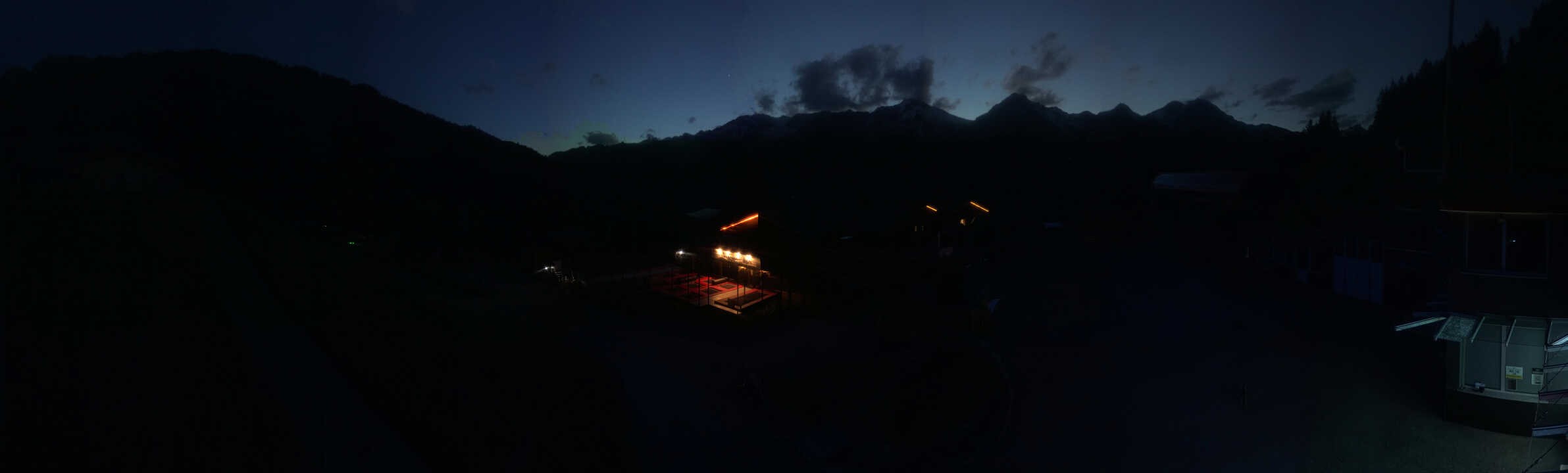 Archived image Webcam Klausberg - mountain restaurant Kristallalm in Ahrn Valley (South Tyrol)