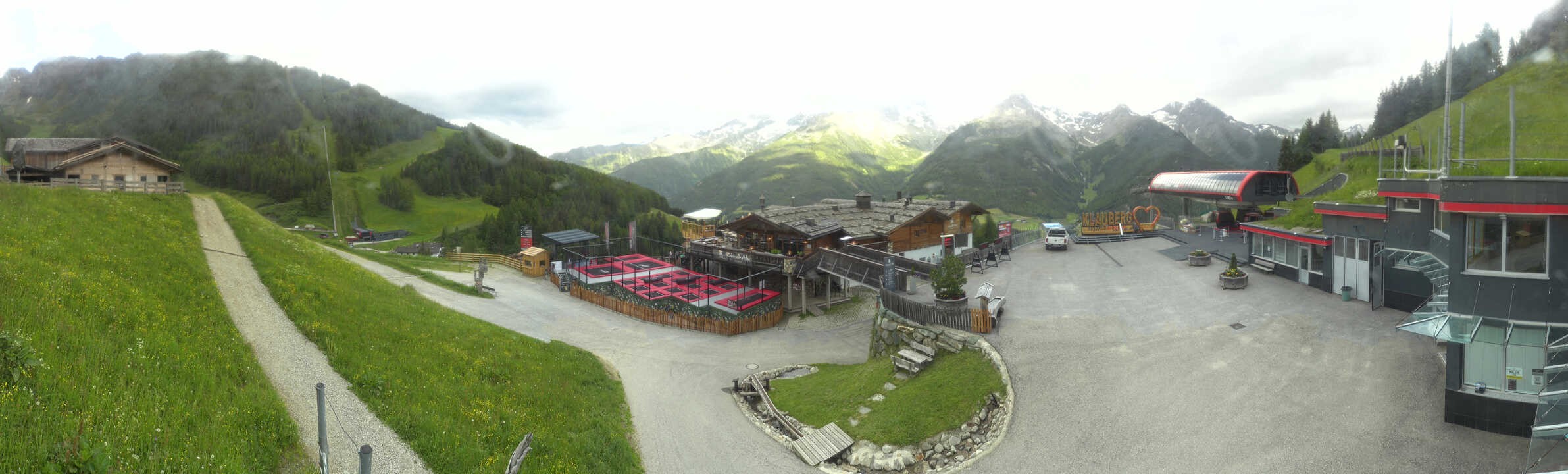 Archived image Webcam Klausberg - mountain restaurant Kristallalm in Ahrn Valley (South Tyrol)