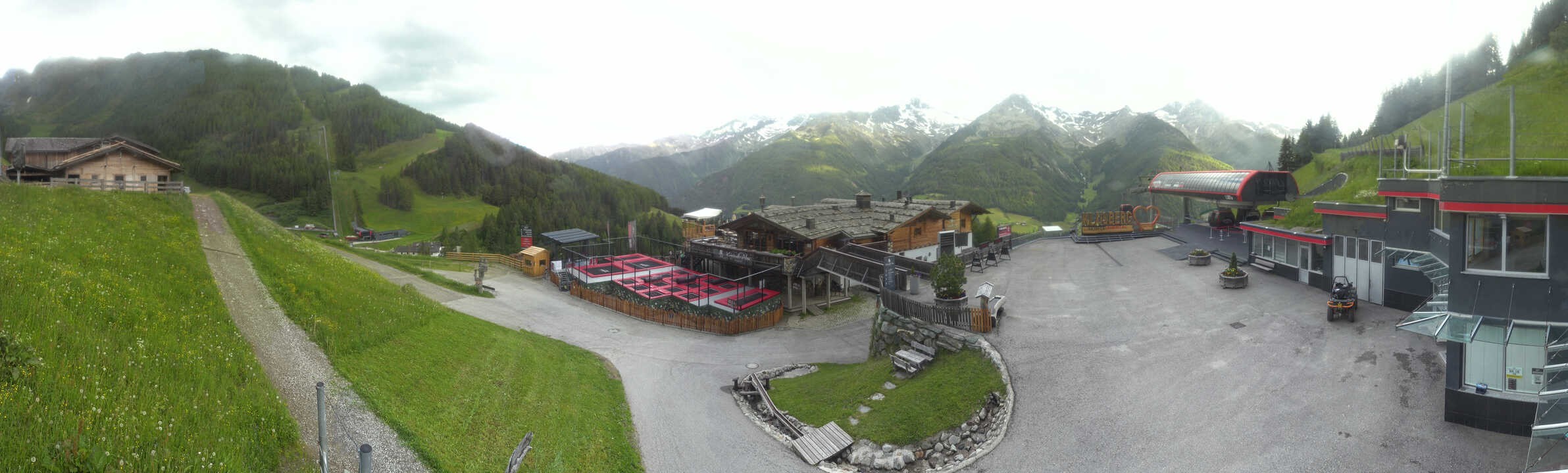 Archived image Webcam Klausberg - mountain restaurant Kristallalm in Ahrn Valley (South Tyrol)