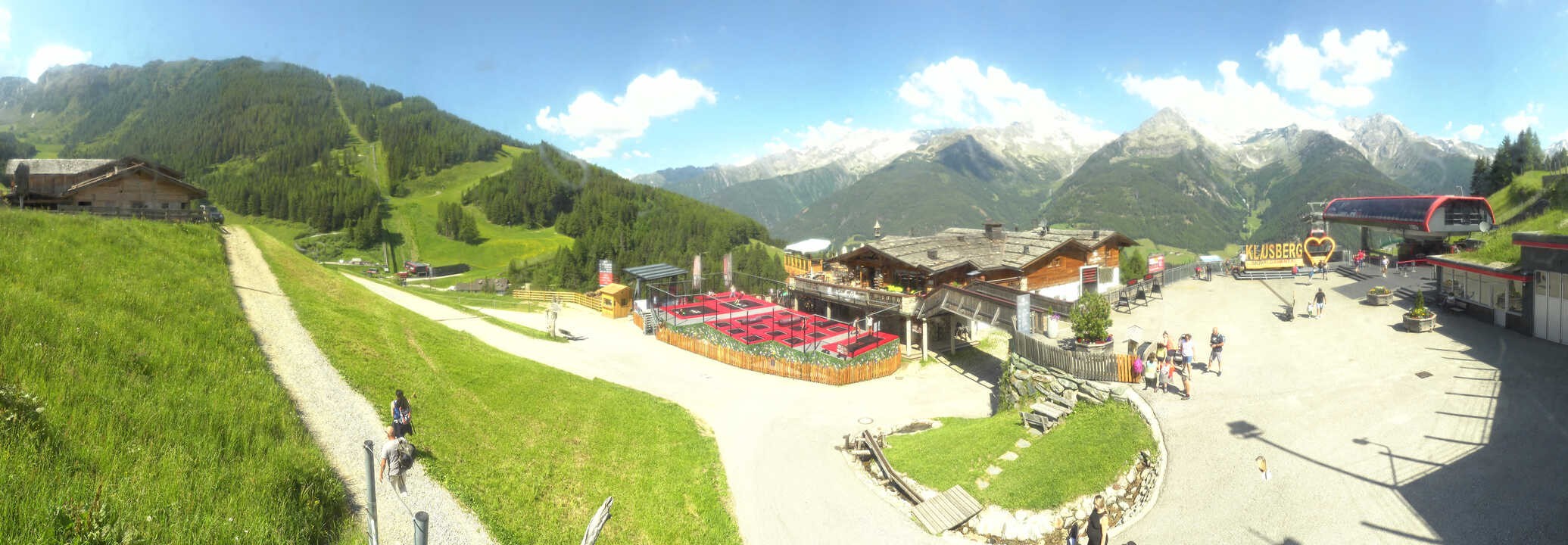 Archived image Webcam Klausberg - mountain restaurant Kristallalm in Ahrn Valley (South Tyrol)