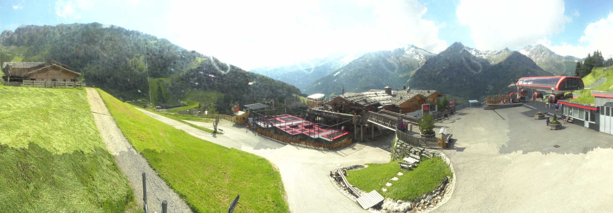 Archived image Webcam Klausberg - mountain restaurant Kristallalm in Ahrn Valley (South Tyrol)