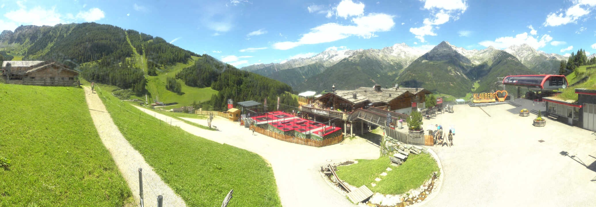 Archived image Webcam Klausberg - mountain restaurant Kristallalm in Ahrn Valley (South Tyrol)