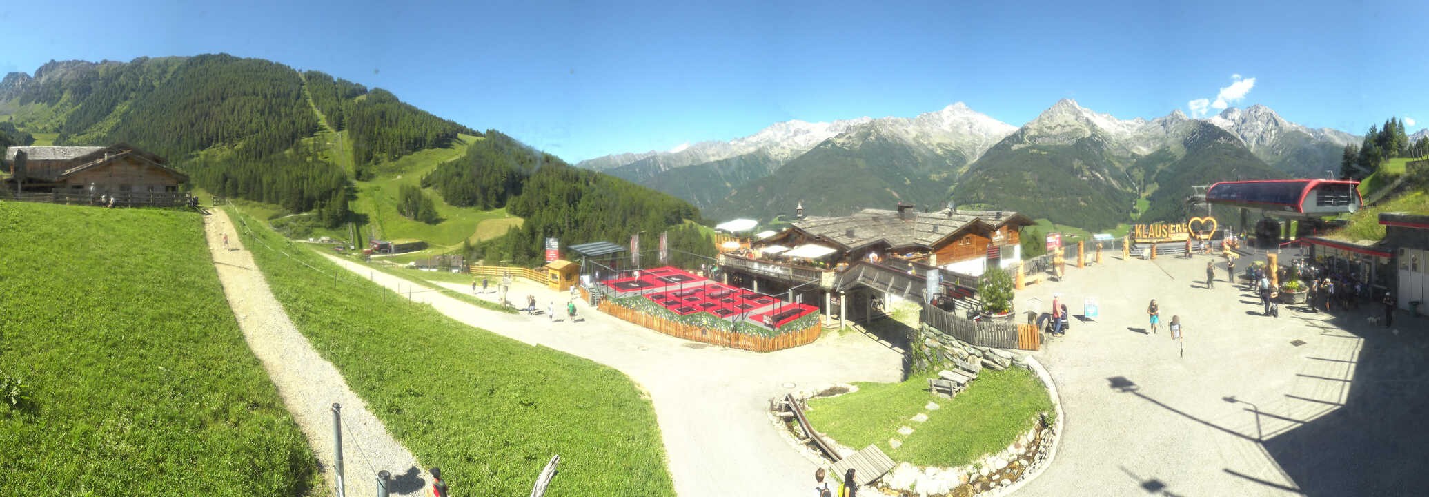 Archived image Webcam Klausberg - mountain restaurant Kristallalm in Ahrn Valley (South Tyrol)