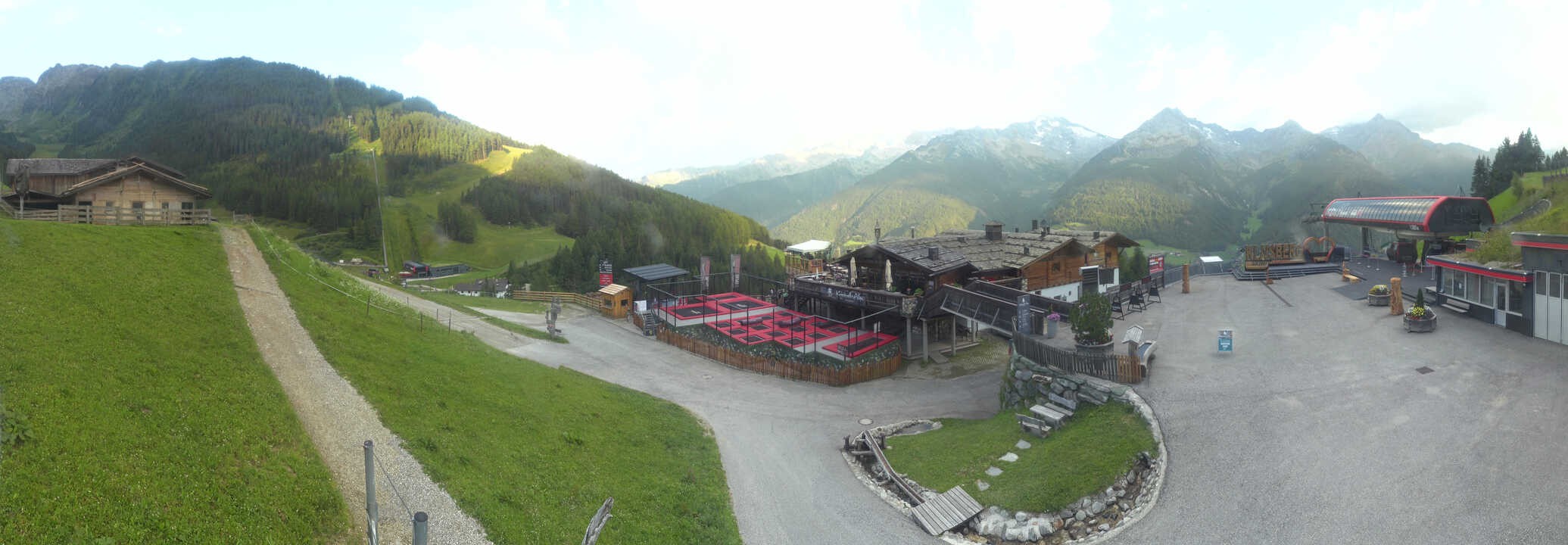 Archived image Webcam Klausberg - mountain restaurant Kristallalm in Ahrn Valley (South Tyrol)