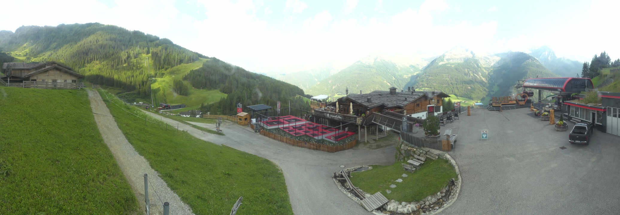 Archived image Webcam Klausberg - mountain restaurant Kristallalm in Ahrn Valley (South Tyrol)