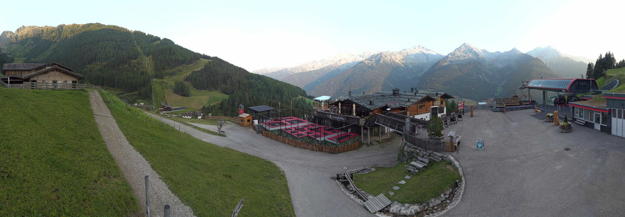 Archiv Foto Webcam Klausberg - Blick auf Kristallalm im Ahrntal (Südtirol)