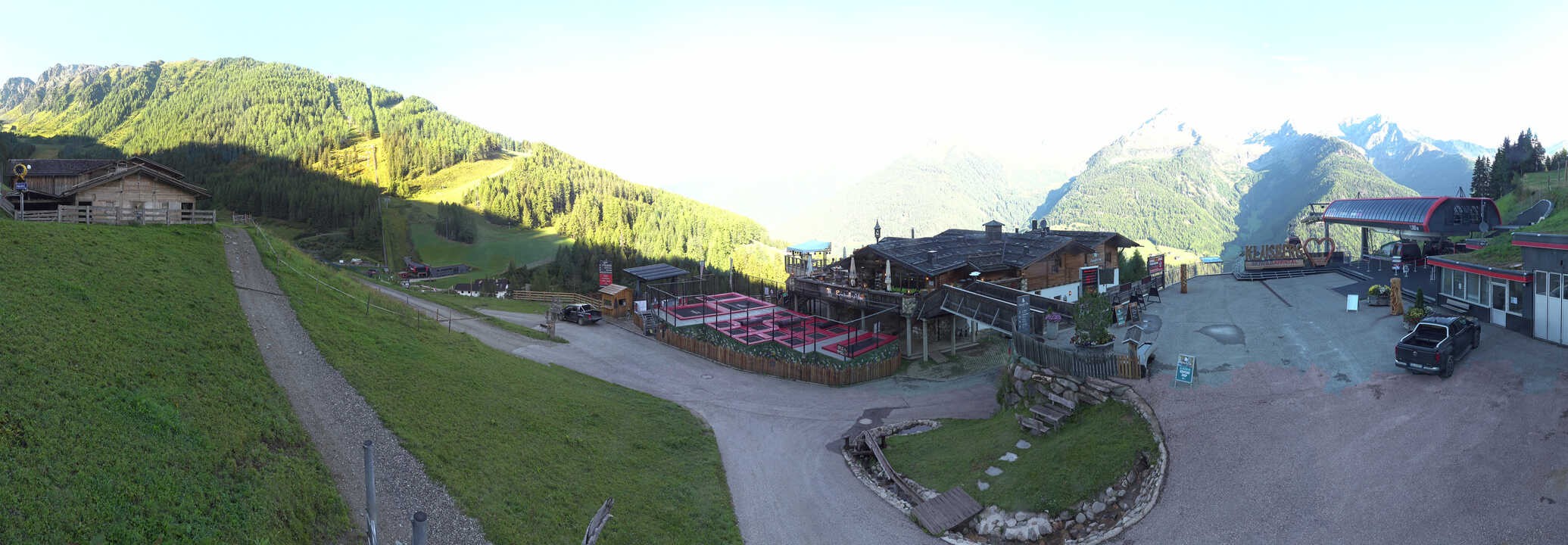 Archived image Webcam Klausberg - mountain restaurant Kristallalm in Ahrn Valley (South Tyrol)