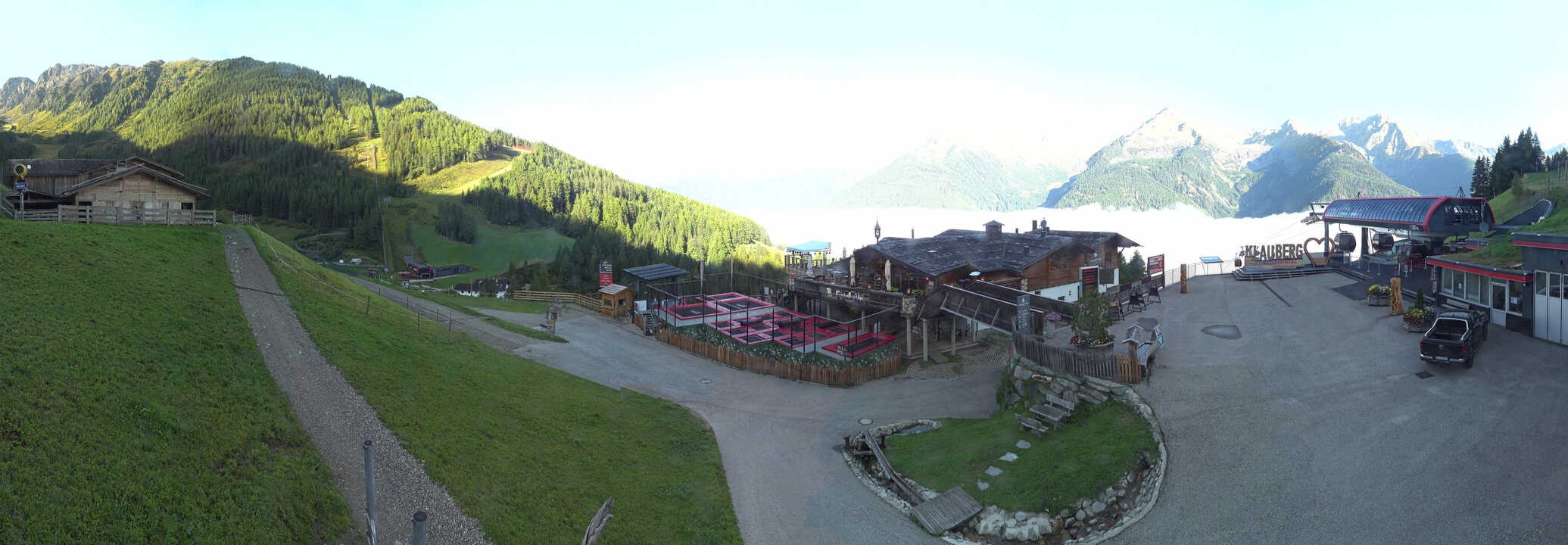 Archived image Webcam Klausberg - mountain restaurant Kristallalm in Ahrn Valley (South Tyrol)