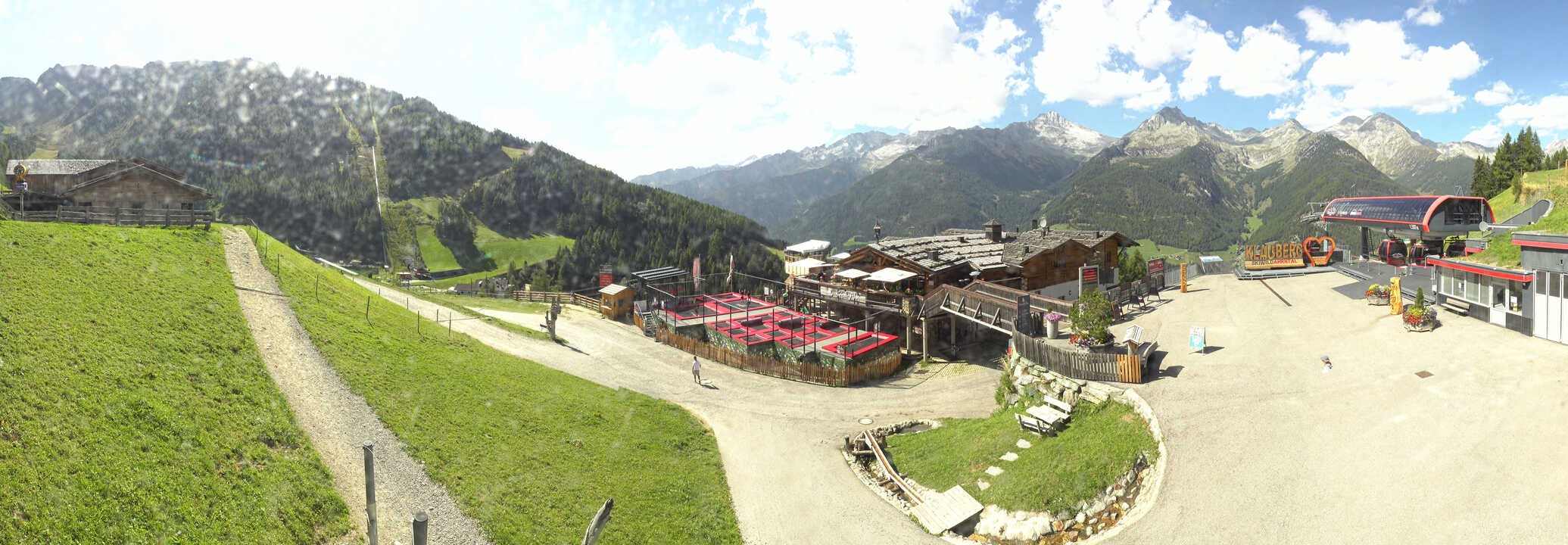 Archived image Webcam Klausberg - mountain restaurant Kristallalm in Ahrn Valley (South Tyrol)