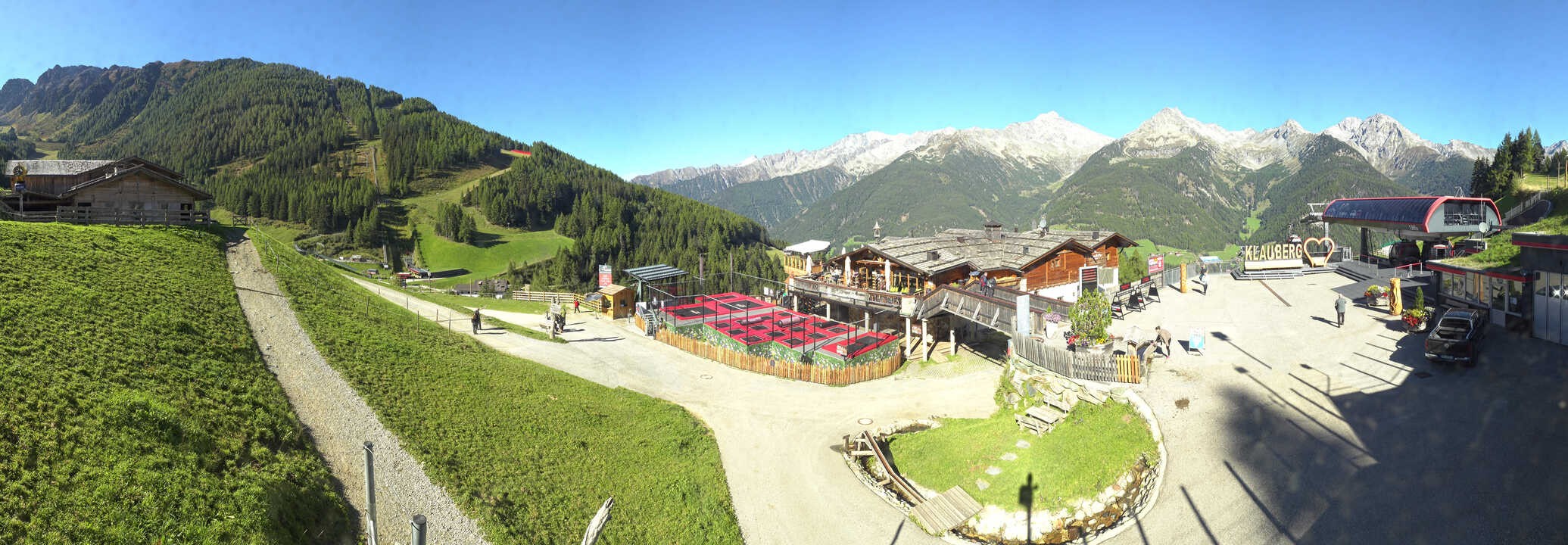 Archived image Webcam Klausberg - mountain restaurant Kristallalm in Ahrn Valley (South Tyrol)