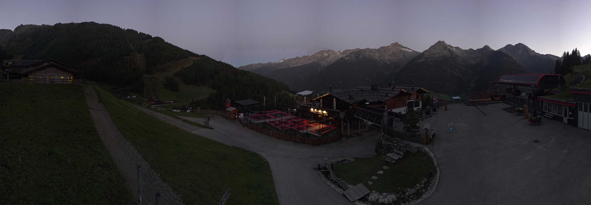 Archiv Foto Webcam Klausberg - Blick auf Kristallalm im Ahrntal (Südtirol)