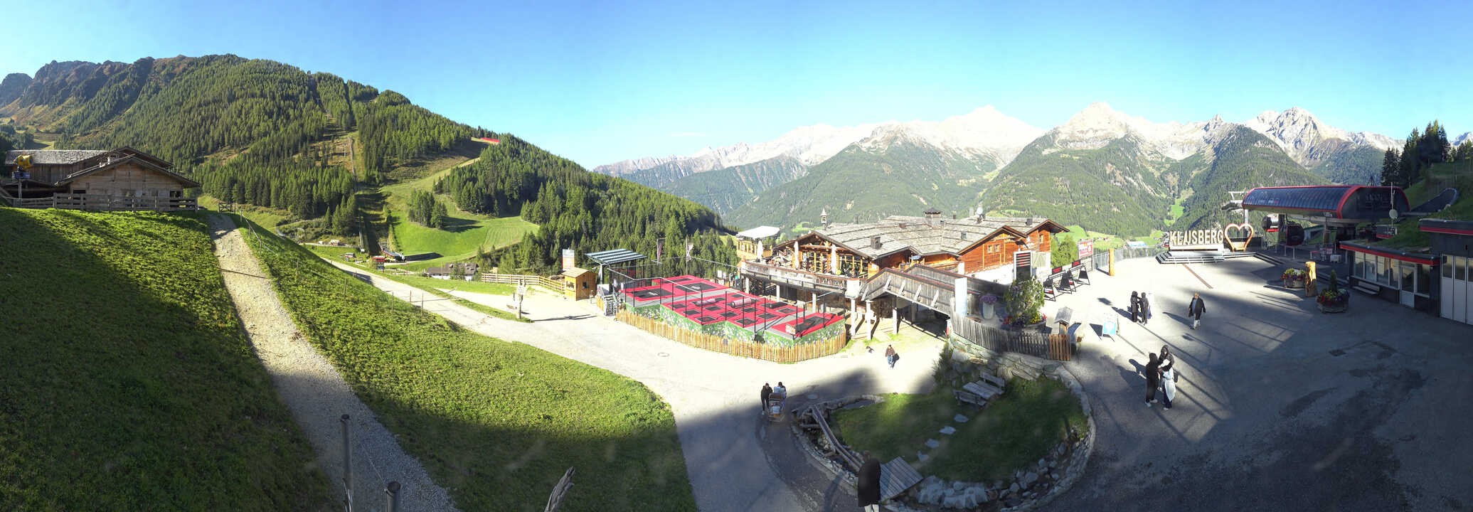 Archived image Webcam Klausberg - mountain restaurant Kristallalm in Ahrn Valley (South Tyrol)