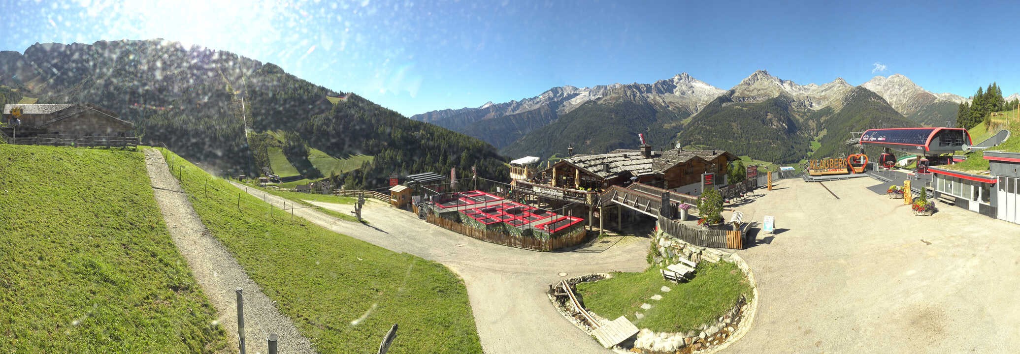 Archived image Webcam Klausberg - mountain restaurant Kristallalm in Ahrn Valley (South Tyrol)