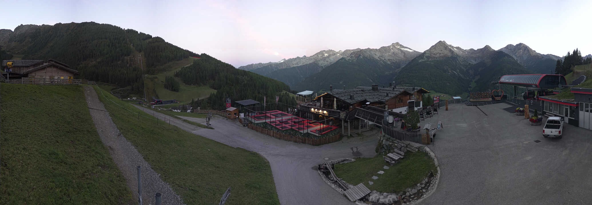 Archiv Foto Webcam Klausberg - Blick auf Kristallalm im Ahrntal (Südtirol)