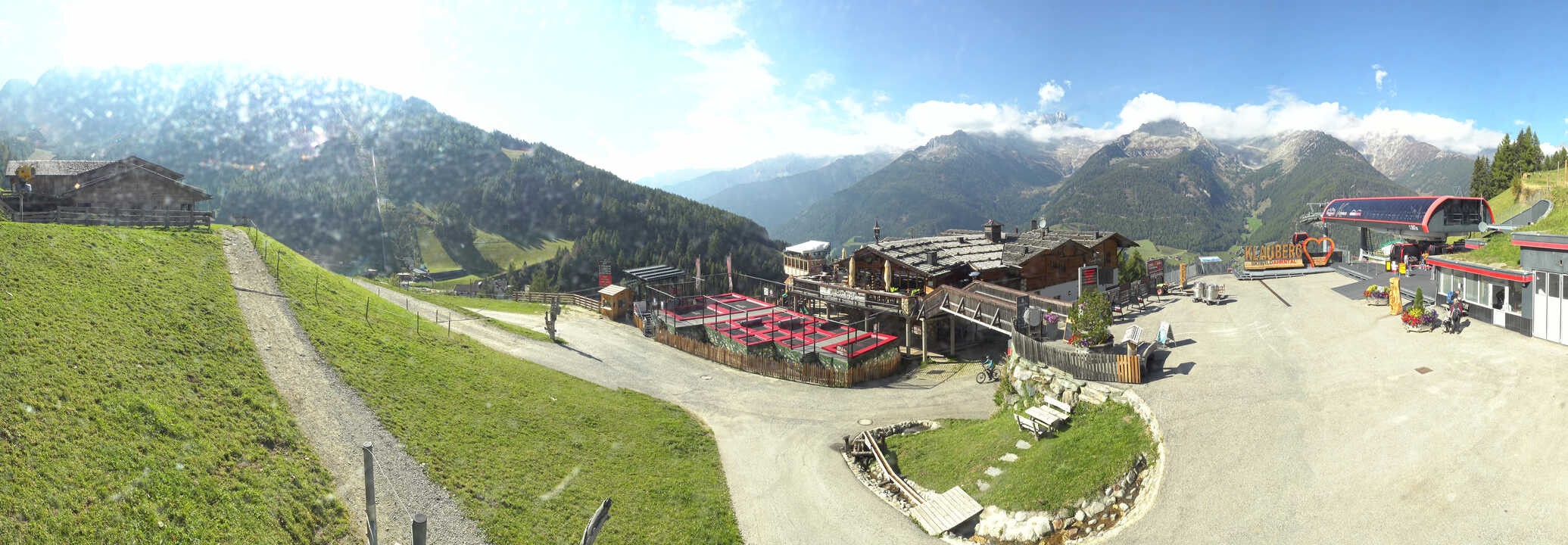 Archived image Webcam Klausberg - mountain restaurant Kristallalm in Ahrn Valley (South Tyrol)