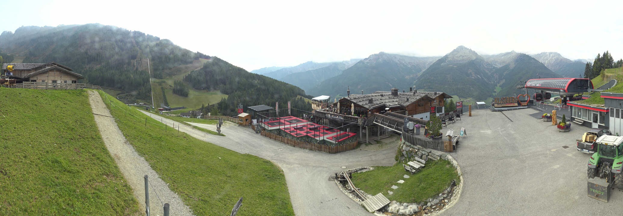 Archived image Webcam Klausberg - mountain restaurant Kristallalm in Ahrn Valley (South Tyrol)