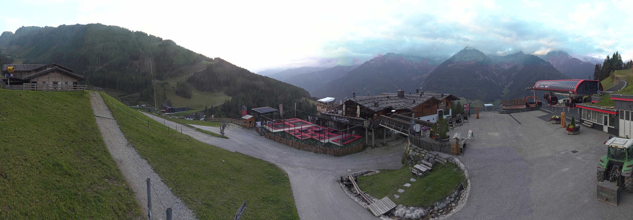 Archived image Webcam Klausberg - mountain restaurant Kristallalm in Ahrn Valley (South Tyrol)