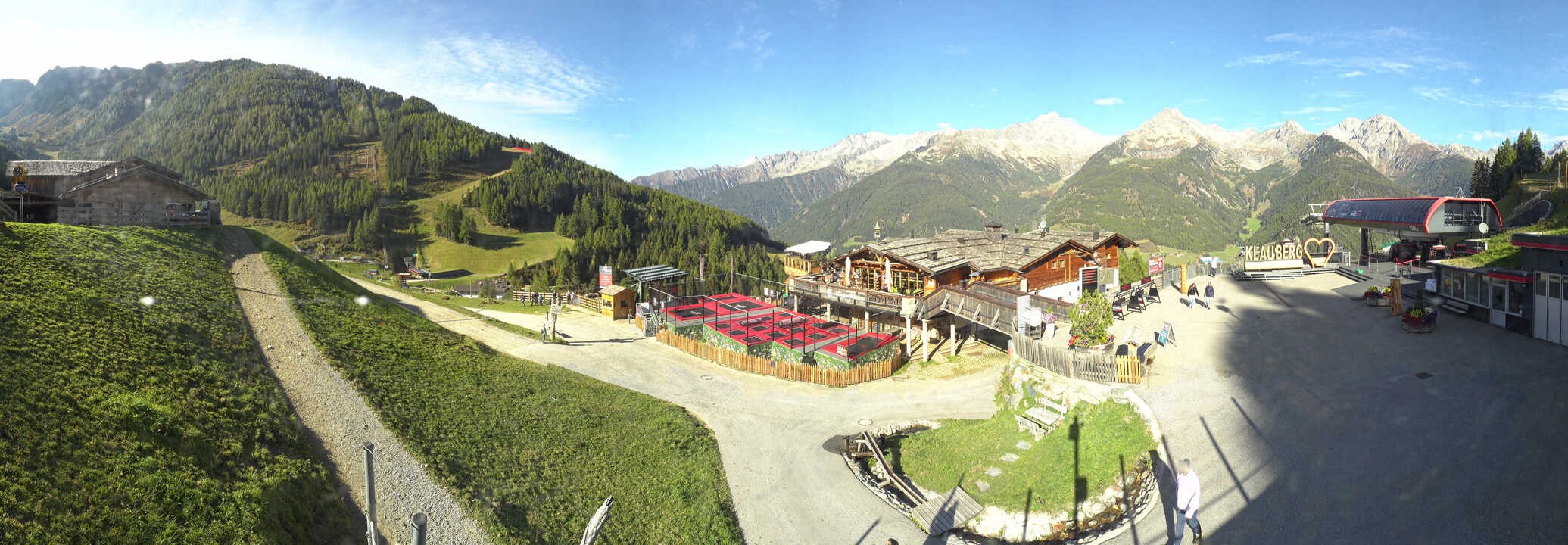 Archived image Webcam Klausberg - mountain restaurant Kristallalm in Ahrn Valley (South Tyrol)