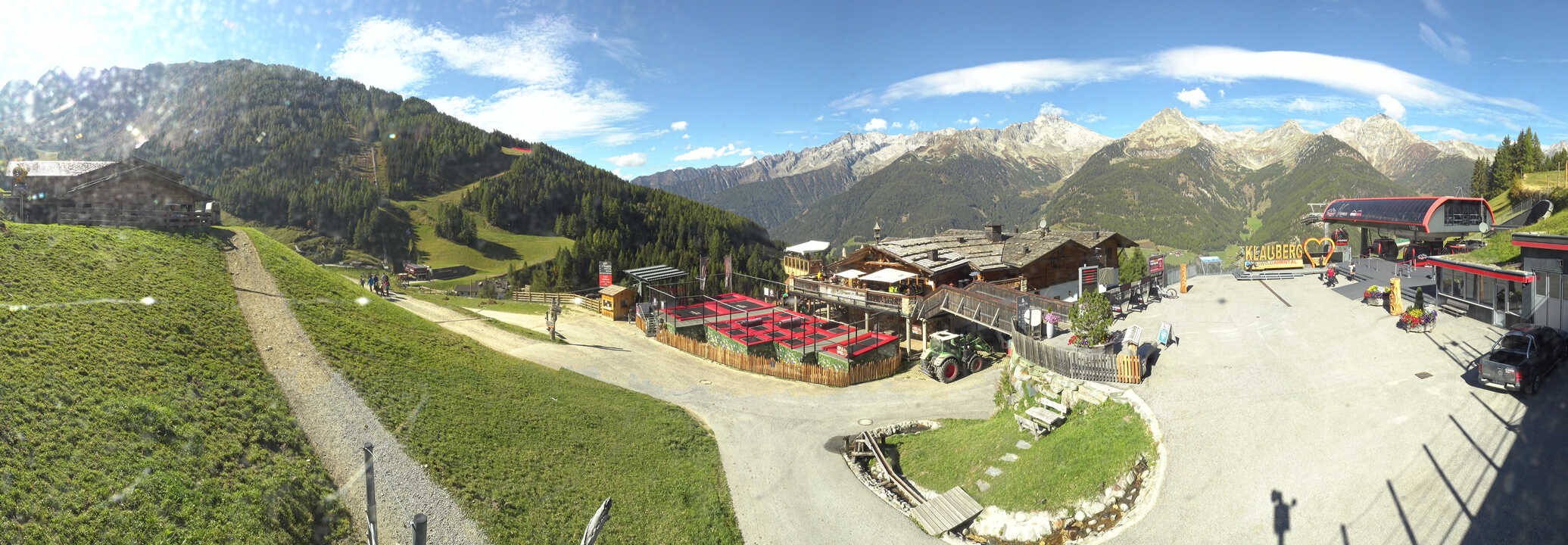 Archived image Webcam Klausberg - mountain restaurant Kristallalm in Ahrn Valley (South Tyrol)