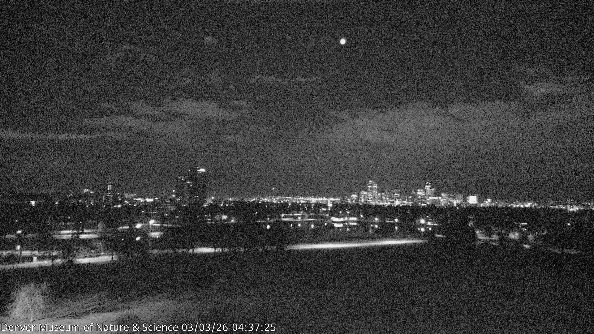 Archived image Webcam Denver's Skyline