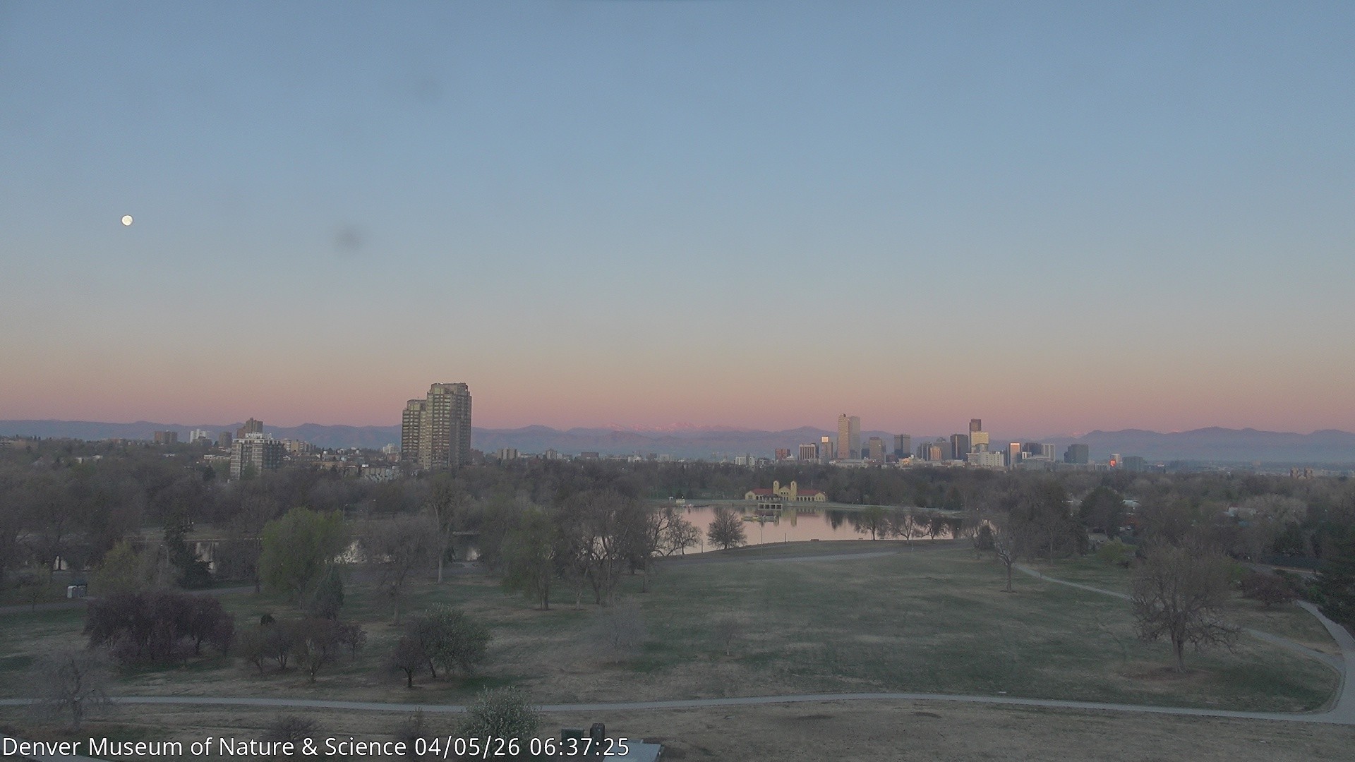 Archived image Webcam Denver's Skyline