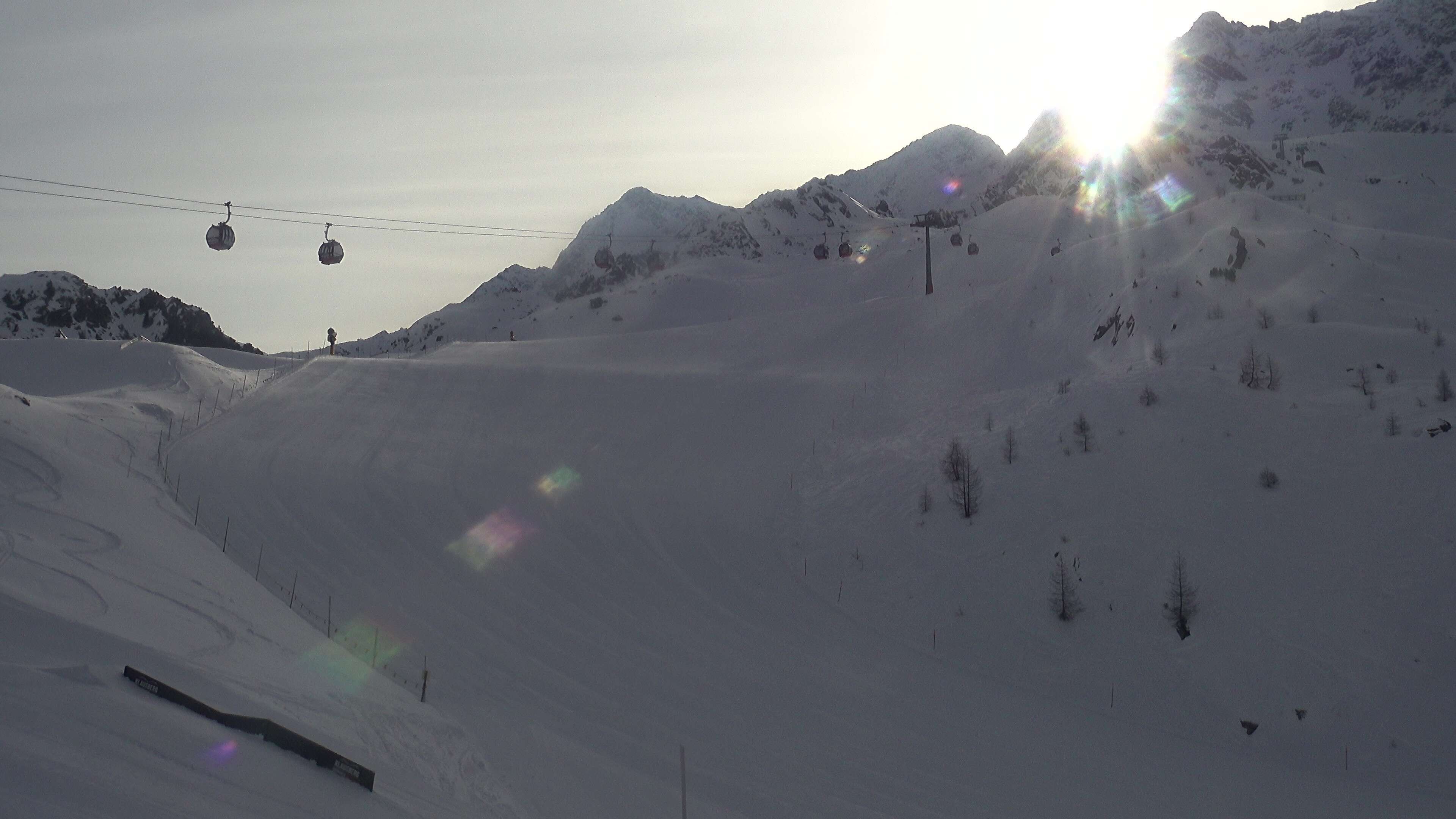 Archived image Webcam Hiking area Klausberg in South Tyrol (1.950 m) - View of lifts Klaussee I and II