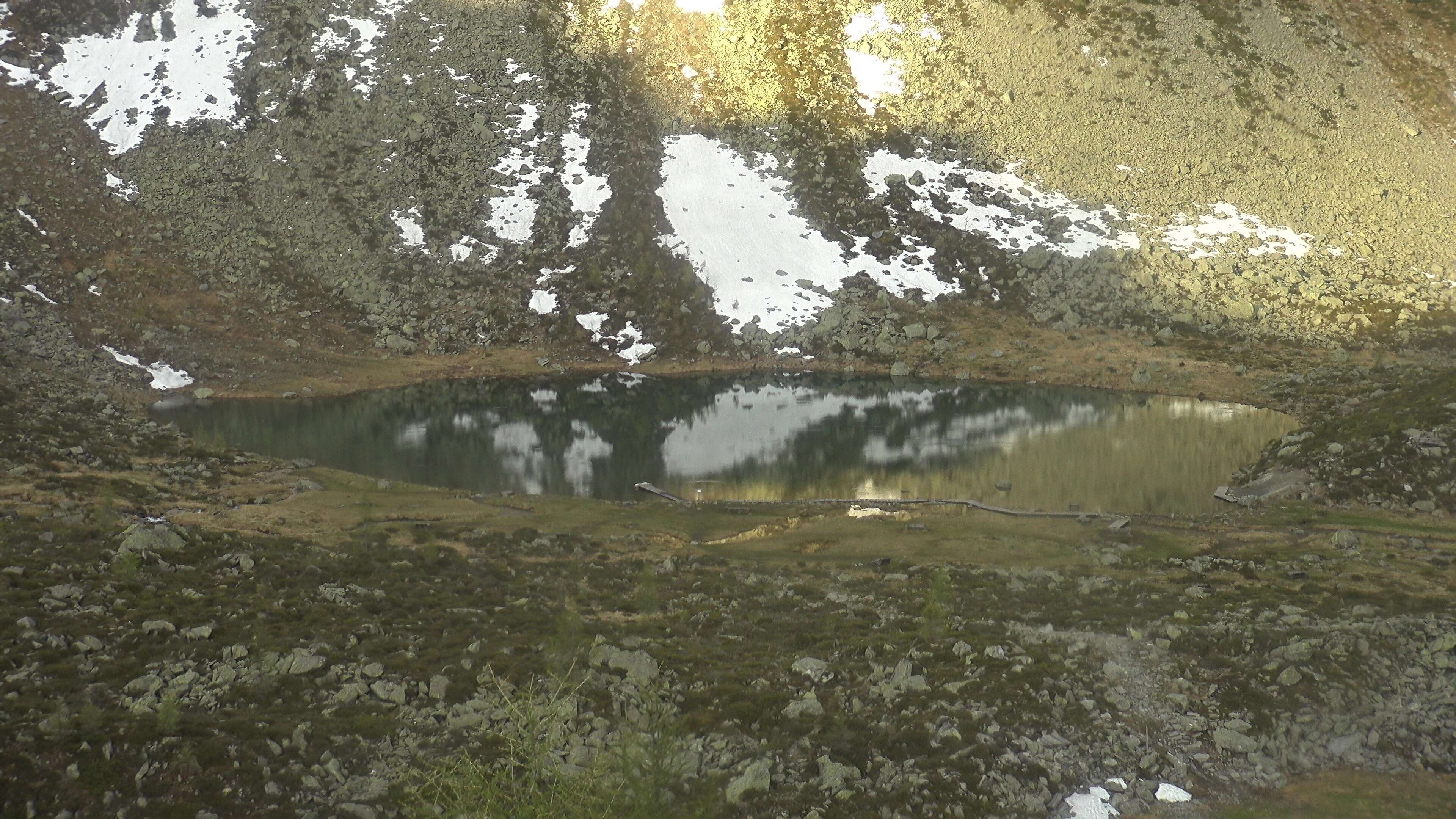 Archived image Webcam Hiking area Klausberg in South Tyrol (1.950 m) - View of lifts Klaussee I and II