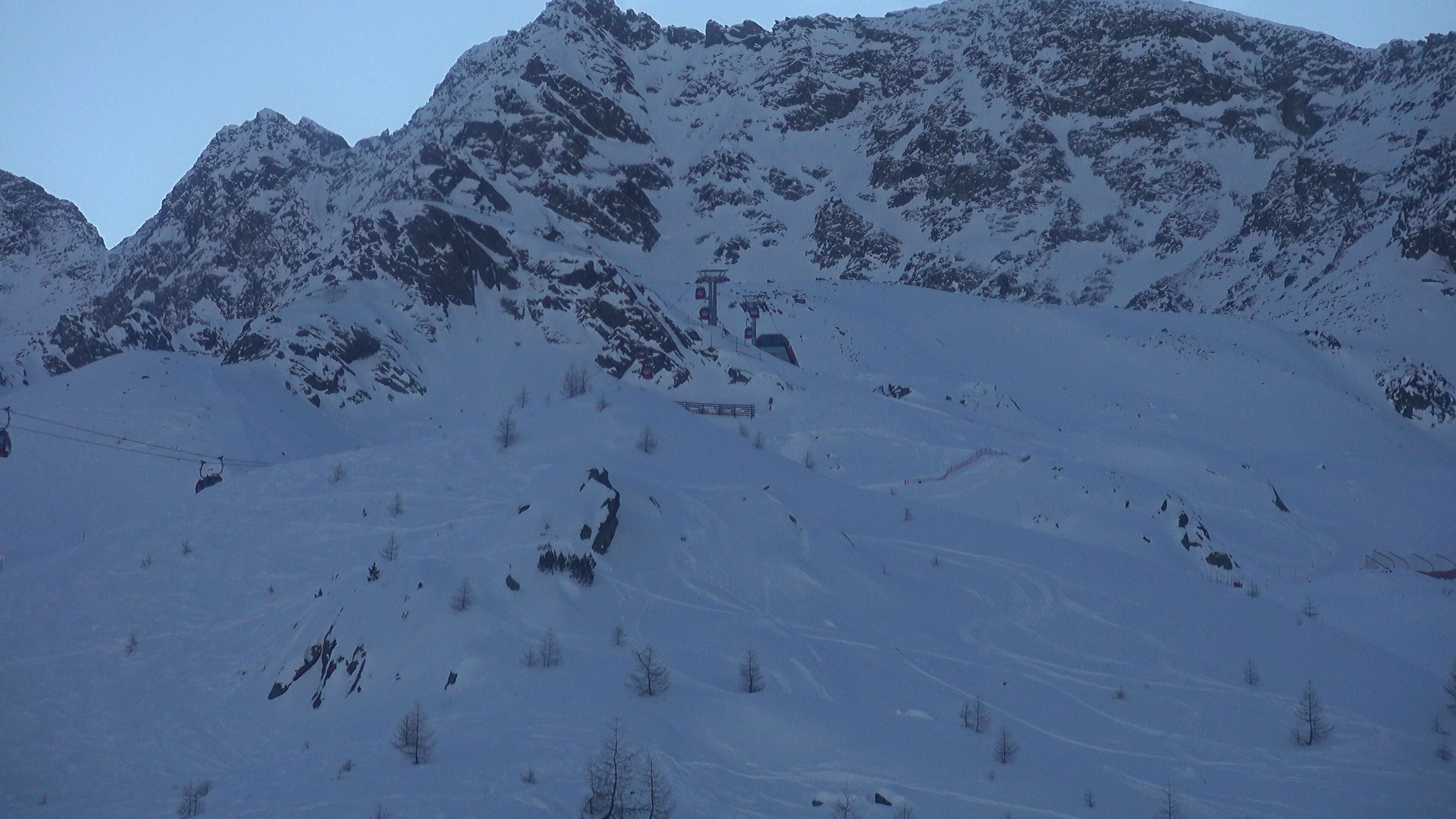 Archived image Webcam Hiking area Klausberg – View towards Klausnock (2.819 m)
