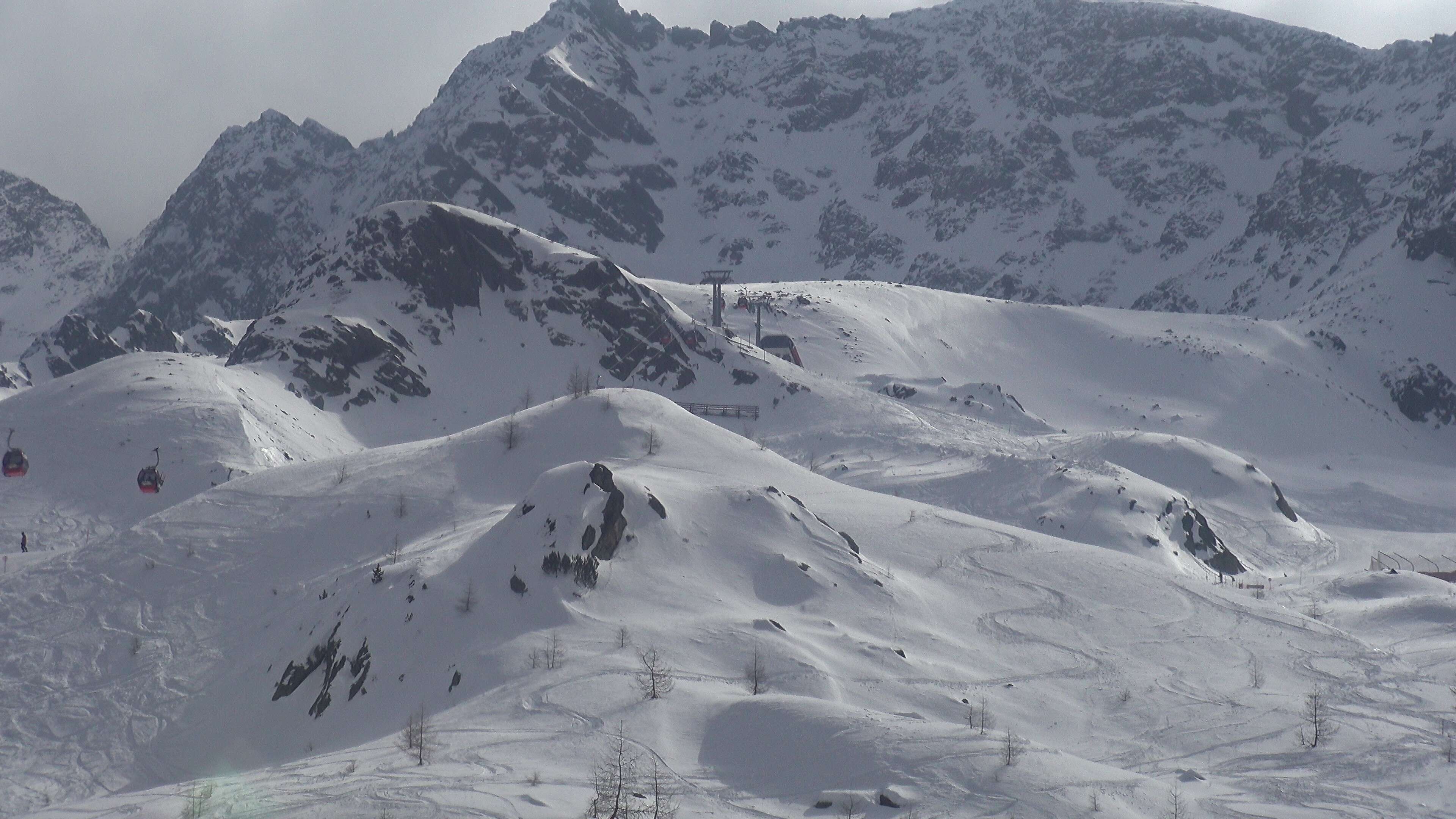 Archived image Webcam Hiking area Klausberg – View towards Klausnock (2.819 m)