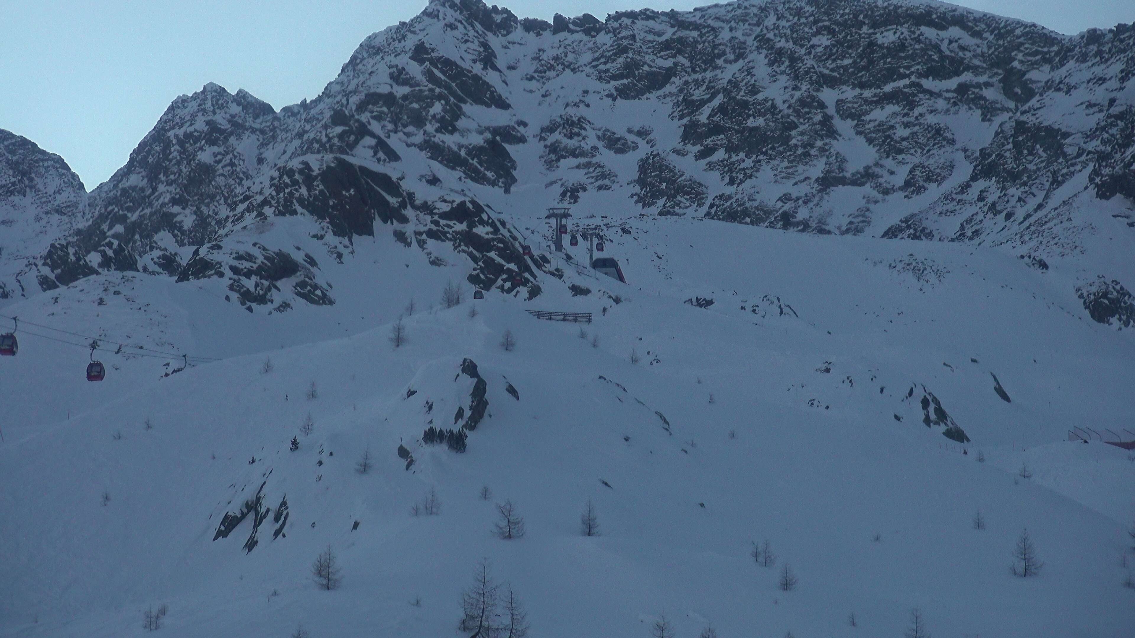 Archived image Webcam Hiking area Klausberg – View towards Klausnock (2.819 m)