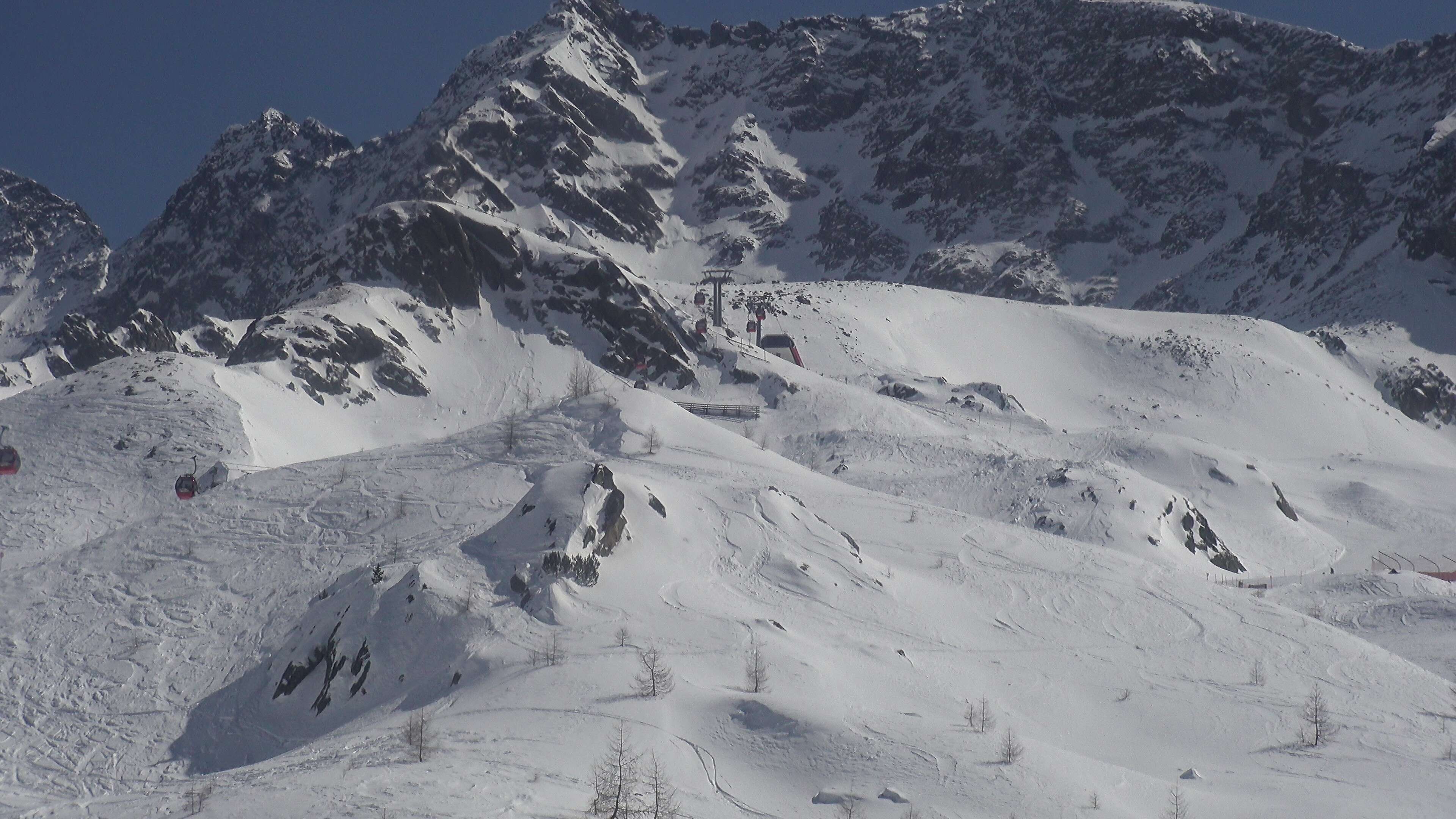 Archived image Webcam Hiking area Klausberg – View towards Klausnock (2.819 m)