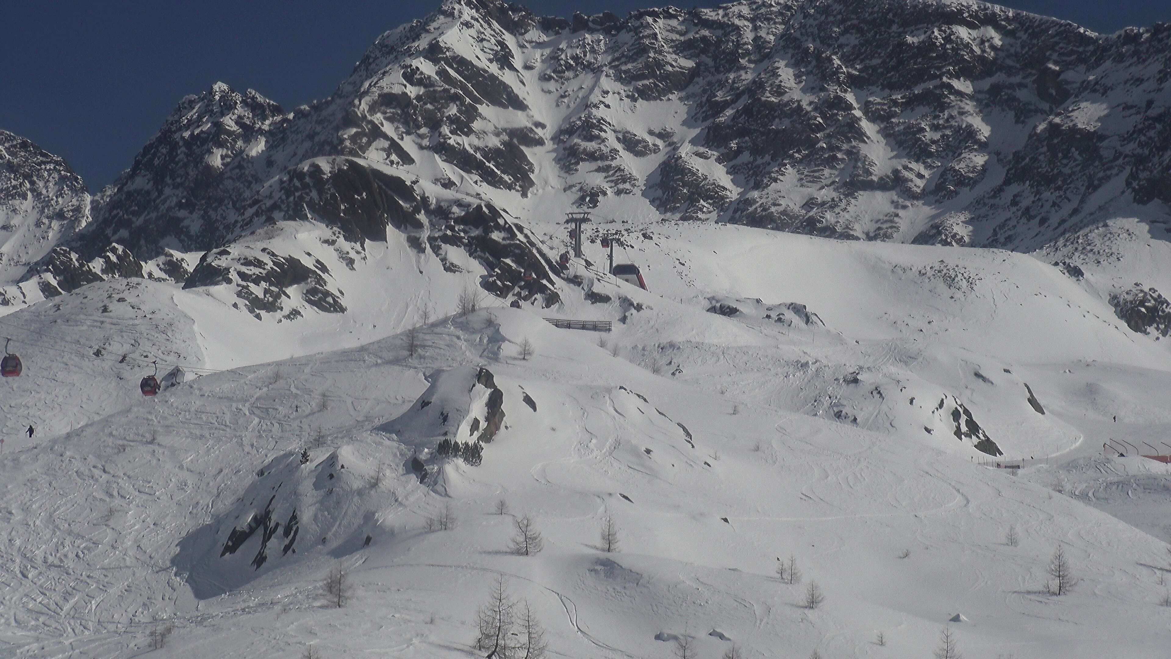 Archived image Webcam Hiking area Klausberg – View towards Klausnock (2.819 m)