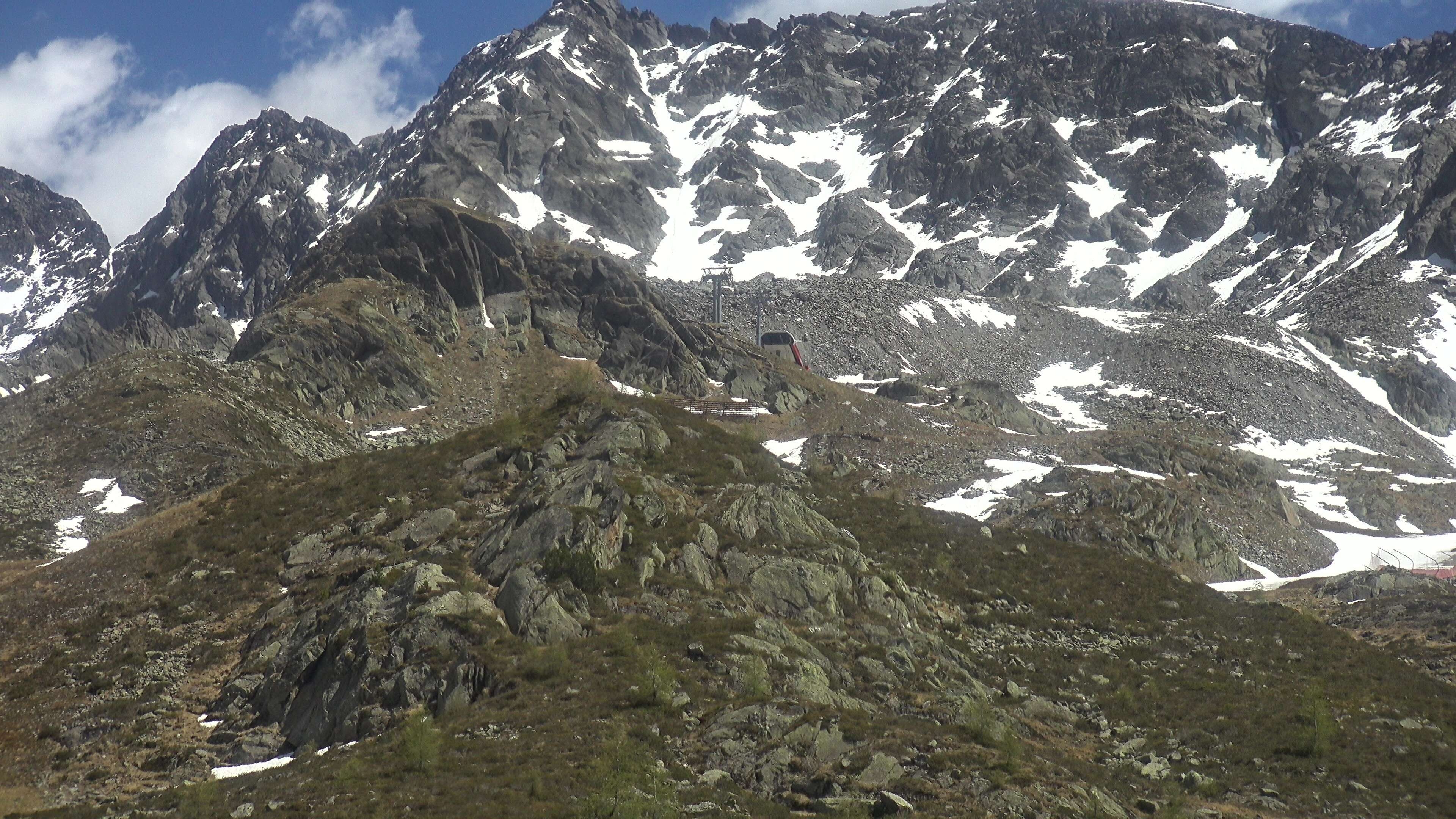 Archived image Webcam Hiking area Klausberg – View towards Klausnock (2.819 m)