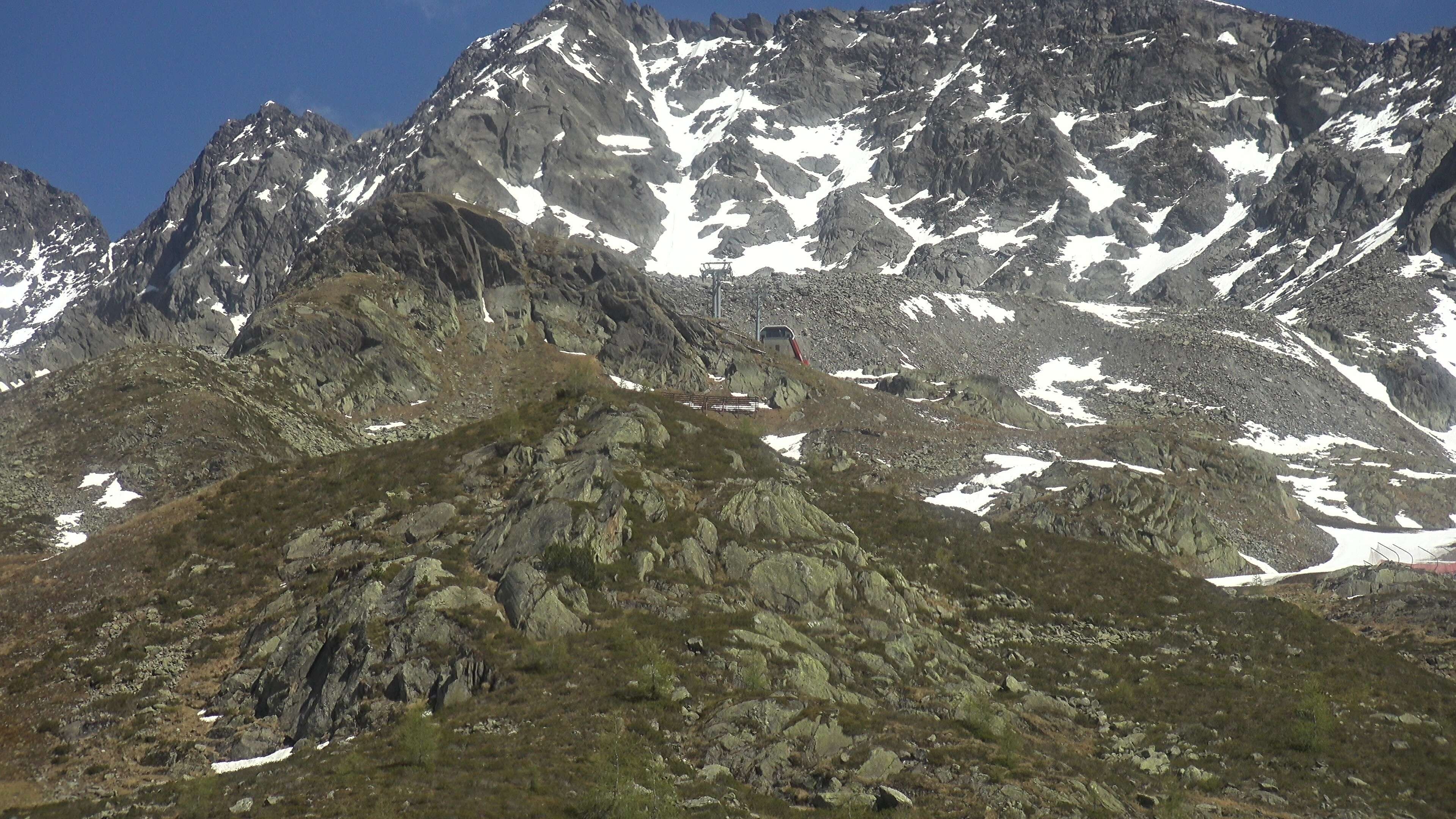 Archived image Webcam Hiking area Klausberg – View towards Klausnock (2.819 m)