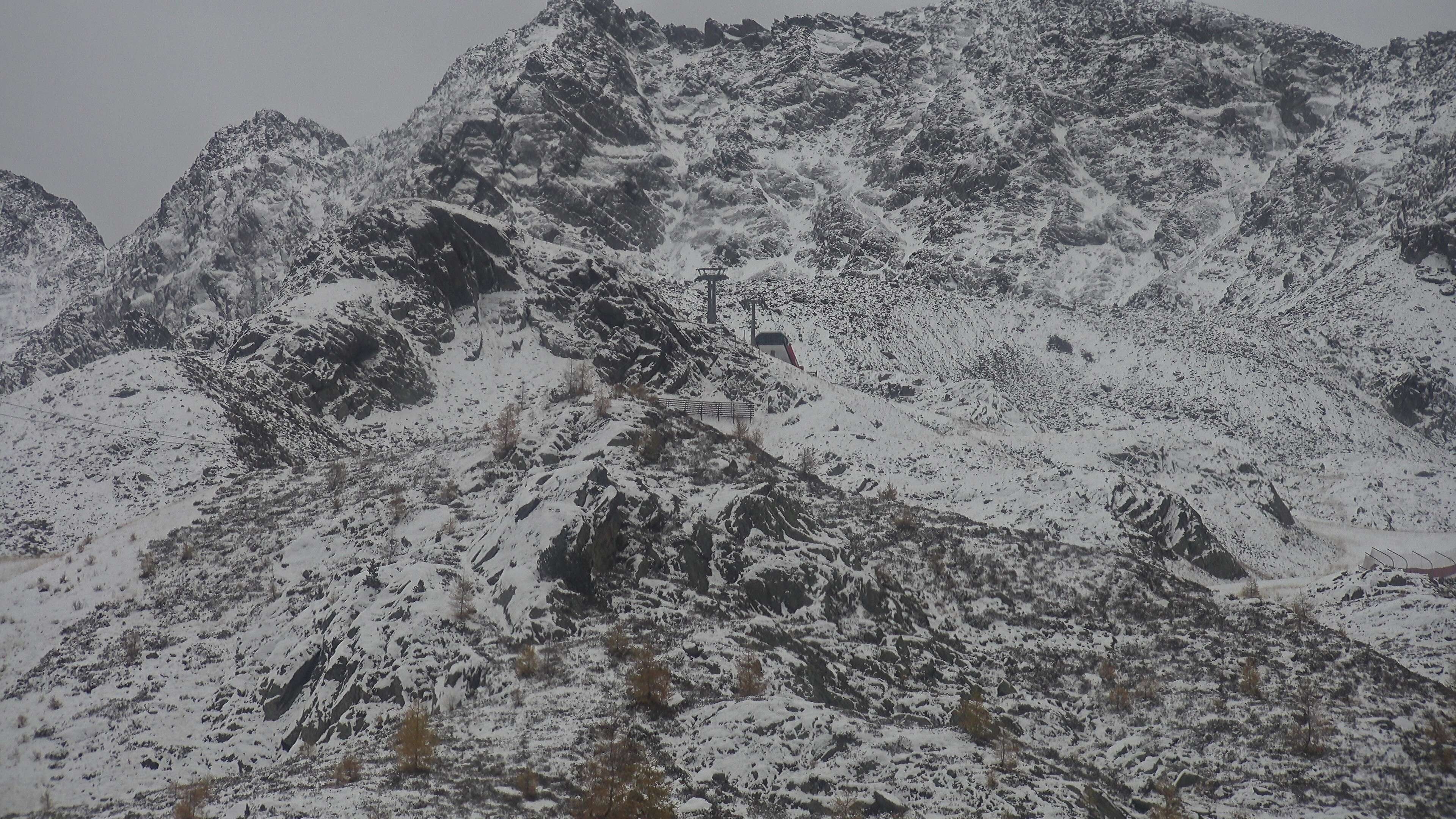 Archived image Webcam Hiking area Klausberg – View towards Klausnock (2.819 m)
